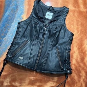 Harley Davidson Avenue Black Leather Lace Up Motorcycle Vest Sexy Small